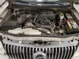 2006 Mercury Mountaineer Luxury with VIN 4M2EU47E06UJ09816, listed as a Copart auction lot 75910724 with 207,496 mi miles and Clean Title. Bid and sale history available at carsss.com. Image 12.