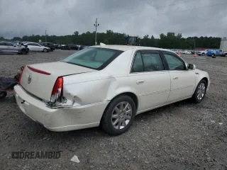 2011 Cadillac DTS Luxury Collection z VIN 1G6KD5E64BU121197, wystawiony jako Copart lot #58212335 z przebiegiem 141 055 mil mil oraz Szkody całkowita. Historia ofert i sprzedaży dostępna na DreamBid. Obrazek 3.