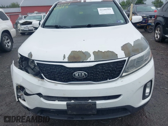 2015 Kia Sorento LX with VIN 5XYKTCA63FG586054, listed as a IAAI auction lot 42246543 with 159,427 mi miles and . Bid and sale history available at DreamBid. Image 6.