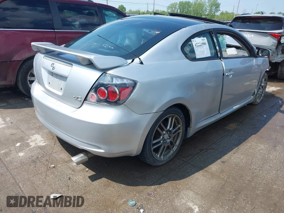 2010 Scion tC z VIN JTKDE3B71A0306892, wystawiony jako IAAI lot #42223580 z przebiegiem Nie podano mil oraz . Historia ofert i sprzedaży dostępna na DreamBid. Obrazek 4.