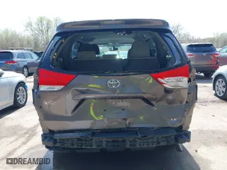 2013 Toyota Sienna LE AAS with VIN 5TDKK3DC1DS308855, listed as a IAAI auction lot 41891771 with 160,019 mi miles. Bid and sale history available at carsss.com. Image 17.