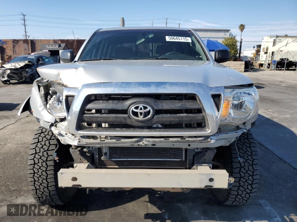2006 Toyota Tacoma z VIN 3TMMU52N76M003480, wystawiony jako Copart lot #50645115 z przebiegiem 169 028 mil mil oraz Szkoda całkowita • Salvage title. Historia ofert i sprzedaży dostępna na DreamBid. Obrazek 5.