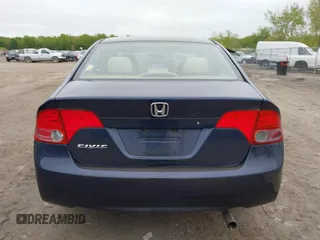 2006 Honda Civic LX z VIN JHMFA16566S000466, wystawiony jako IAAI lot #42213993 z przebiegiem 212 103 mil mil oraz . Historia ofert i sprzedaży dostępna na DreamBid. Obrazek 16.