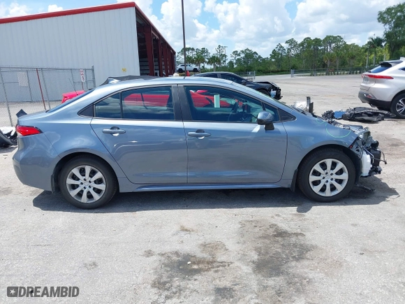 2024 Toyota Corolla LE with VIN 5YFB4MDE0RP226276, listed as a IAAI auction lot 41902500 with 5,908 mi miles. Bid and sale history available at carsss.com. Image 13.