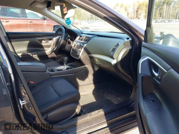 2016 Nissan Altima SV with VIN 1N4AL3AP1GC254128, listed as a IAAI auction lot 41744050 with 138,110 mi miles and . Bid and sale history available at DreamBid. Image 5.