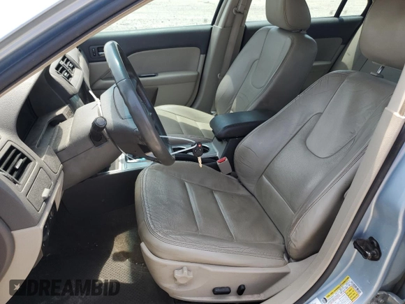 2010 Ford Fusion Hybrid with VIN 3FADP0L37AR210959, listed as a Copart auction lot 61081625 with 138,910 mi miles and Salvage title. Bid and sale history available at DreamBid. Image 7.