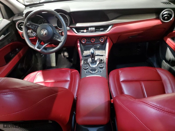 2020 Alfa Romeo Stelvio Ti with VIN ZASPAKBN5L7C94837, listed as a Copart auction lot 42419815 with 41,197 mi miles and Clean Title. Bid and sale history available at carsss.com. Image 8.