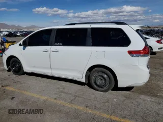 2012 Toyota Sienna XLE AAS with VIN 5TDYK3DC7CS234513, listed as a Copart auction lot 48953575 with 313,721 mi miles and Salvage Title. Bid and sale history available at carsss.com. Image 2.