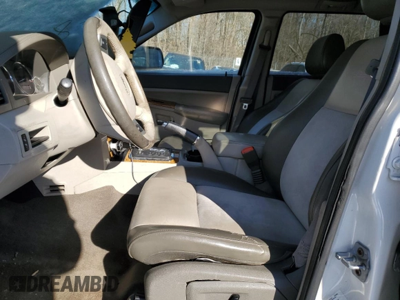 2009 Jeep Grand Cherokee Limited with VIN 1J8GR58K99C547604, listed as a Copart auction lot 88304075 with 209,833 mi miles and Salvage title. Bid and sale history available at DreamBid. Image 7.