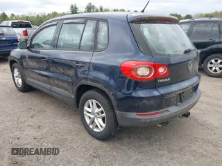 2011 Volkswagen Tiguan SE with VIN WVGBV7AX3BW511017, listed as a IAAI auction lot 42222868 with 120,955 mi miles and . Bid and sale history available at DreamBid. Image 3.