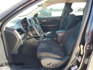 2015 Jeep Cherokee Latitude with VIN 1C4PJMCS6FW558716, listed as a Copart auction lot 50702375 with 133,088 mi miles and Salvage Title. Bid and sale history available at DreamBid. Image 7.