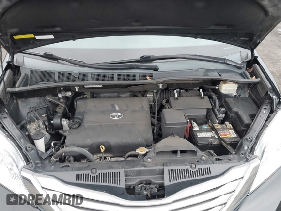 2015 Toyota Sienna Limited with VIN 5TDDK3DC1FS124527, listed as a IAAI auction lot 41723310 with 51,020 mi miles and . Bid and sale history available at DreamBid. Image 10.