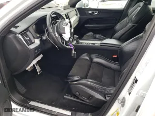 2018 Volvo XC60 R-Design with VIN YV4A22RM0J1074723, listed as a Copart auction lot 68905033 with 75,713 mi miles. Bid and sale history available at carsss.com. Image 7.