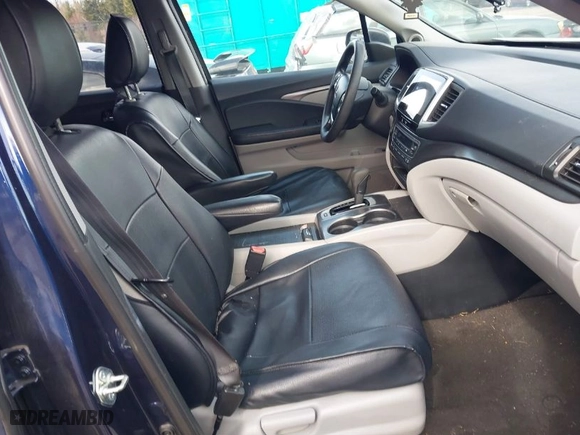 2016 Honda Pilot EX with VIN 5FNYF6H31GB013029, listed as a IAAI auction lot 41819037 with 134,518 mi miles. Bid and sale history available at carsss.com. Image 5.