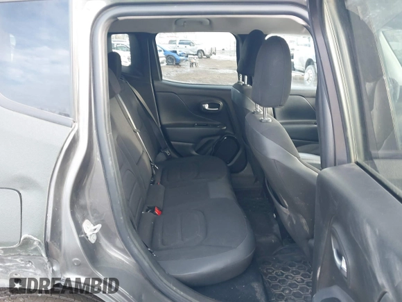 2016 Jeep Renegade Latitude with VIN ZACCJBBT8GPC87587, listed as a IAAI auction lot 41640863 with 106,020 mi miles. Bid and sale history available at carsss.com. Image 8.