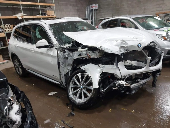 2018 BMW X3 xDrive30i with VIN 5UXTR9C50JLD65021, listed as a IAAI auction lot 41388562 with 82,823 mi miles. Bid and sale history available at carsss.com. Image 1.