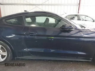 2021 Ford Mustang EcoBoost z VIN 1FA6P8TH4M5126706, wystawiony jako IAAI lot #42465164 z przebiegiem 49 795 mil mil oraz . Historia ofert i sprzedaży dostępna na DreamBid. Obrazek 13.
