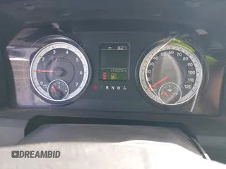 2015 Ram 2500 Tradesman z VIN 3C7WR4AT8FG573414, wystawiony jako IAAI lot #42297099 z przebiegiem 143 273 mil mil oraz . Historia ofert i sprzedaży dostępna na DreamBid. Obrazek 7.