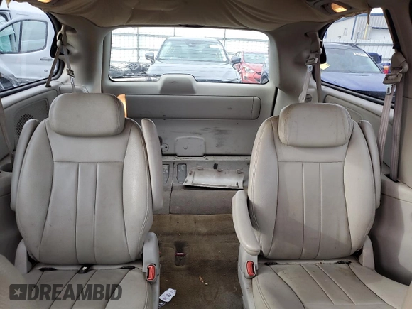 2005 Dodge Caravan SXT with VIN 2D4GP44L25R456250, listed as a Copart auction lot 83081644 with 277,196 mi miles and Salvage Title. Bid and sale history available at DreamBid. Image 10.
