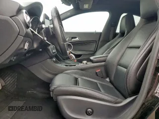 2018 Mercedes-Benz CLA 250 z VIN WDDSJ4EB6JN505705, wystawiony jako Copart lot #57476655 z przebiegiem 57 442 mil mil oraz Szkoda całkowita • Salvage title. Historia ofert i sprzedaży dostępna na DreamBid. Obrazek 7.