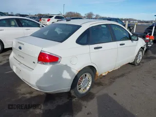 2011 Ford Focus SE with VIN 1FAHP3FN0BW180640, listed as a IAAI auction lot 41638824 with 287,000 mi miles. Bid and sale history available at carsss.com. Image 4.