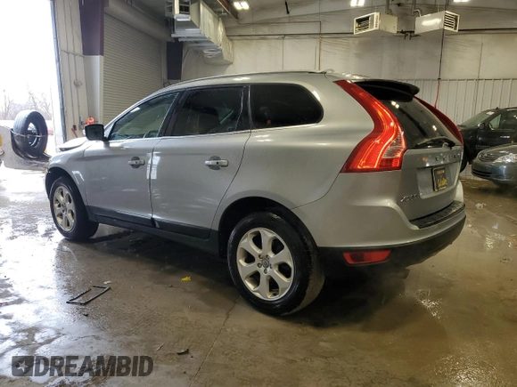 2012 Volvo XC60 3.2L с VIN YV4952DZ6C2255609, выставлен на аукционе Copart как лот 49676525 с пробегом 179 751 миль миль и На запчасти • Non repairable. История ставок и продаж доступна на DreamBid. Изображение 2.