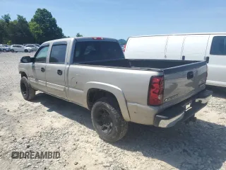 2003 Chevrolet Silverado 1500HD LS z VIN 1GCGK13U33F237418, wystawiony jako Copart lot #55887744 z przebiegiem 141 366 mil mil oraz Czysty tytuł • Clean title. Historia ofert i sprzedaży dostępna na DreamBid. Obrazek 2.