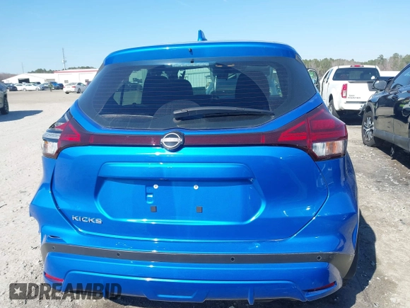 2023 Nissan Kicks S with VIN 3N1CP5BV4PL559498, listed as a IAAI auction lot 41669632 with 32,699 mi miles. Bid and sale history available at carsss.com. Image 16.