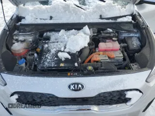 2021 Kia Niro LX with VIN KNDCB3LC2M5470747, listed as a Copart auction lot 45146245 with 34,190 mi miles and Salvage Title. Bid and sale history available at carsss.com. Image 11.