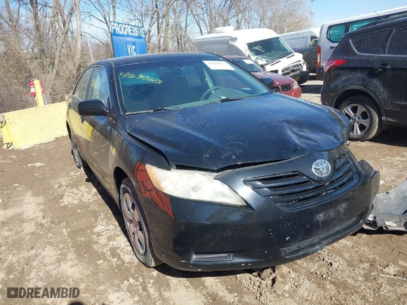 2009 Toyota Camry with VIN 4T4BE46K39R092254, listed as a IAAI auction lot 41699613 with 189,800 mi miles. Bid and sale history available at carsss.com. Image 1.