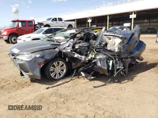 2015 Chrysler 200 Limited with VIN 1C3CCCAB7FN752008, listed as a Copart auction lot 62221583 with 0 mi miles and Salvage Title. Bid and sale history available at carsss.com. Image 1.