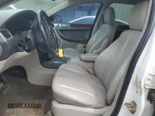 2005 Chrysler Pacifica Touring z VIN 2C4GM68445R547086, wystawiony jako Copart lot #56686105 z przebiegiem 185 932 mil mil oraz Szkoda całkowita • Salvage title. Historia ofert i sprzedaży dostępna na DreamBid. Obrazek 7.