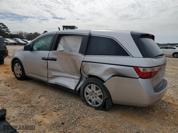 2013 Honda Odyssey LX with VIN 5FNRL5H26DB085452, listed as a Copart auction lot 47459205 with 81,341 mi miles and Salvage Title. Bid and sale history available at carsss.com. Image 2.