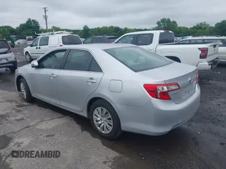 2012 Toyota Camry L z VIN 4T4BF1FK0CR157600, wystawiony jako IAAI lot #42438078 z przebiegiem 94 310 mil mil oraz . Historia ofert i sprzedaży dostępna na DreamBid. Obrazek 3.