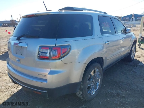 2017 GMC Acadia Limited Limited with VIN 1GKKVSKD1HJ316118, listed as a IAAI auction lot 41815820 with 198,420 mi miles. Bid and sale history available at carsss.com. Image 4.