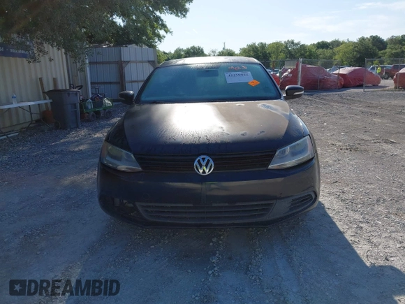 2011 Volkswagen Jetta SE с VIN 3VWBX7AJ8BM108433, выставлен на аукционе IAAI как лот 42259922 с пробегом 134 468 миль миль и . История ставок и продаж доступна на DreamBid. Изображение 12.