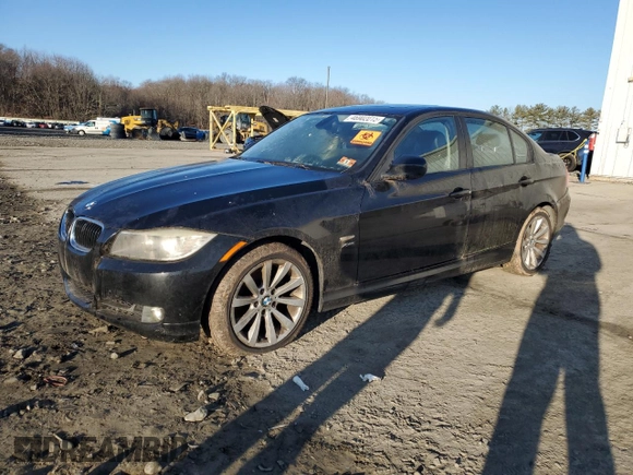 2011 BMW 3 Series 328i xDrive z VIN WBAPK5G5XBNN26498, wystawiony jako Copart lot #46902015 z przebiegiem Nie podano mil oraz Tytuł czysty. Historia ofert i sprzedaży dostępna na DreamBid. Obrazek 1.
