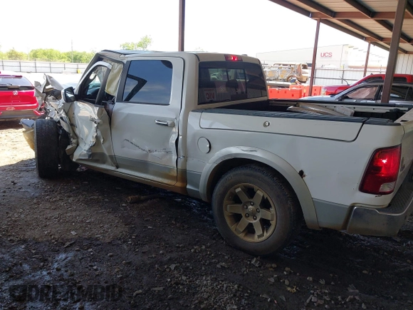 2009 Dodge 1500 Laramie z VIN 1D3HV13TX9J519720, wystawiony jako IAAI lot #42055968 z przebiegiem 190 226 mil mil oraz . Historia ofert i sprzedaży dostępna na DreamBid. Obrazek 3.