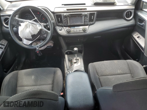 2018 Toyota RAV4 XLE with VIN 2T3WFREVXJW483012, listed as a Copart auction lot 58806205 with 48,266 mi miles and Salvage title. Bid and sale history available at DreamBid. Image 8.
