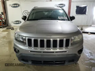2016 Jeep Compass Sport SE z VIN 1C4NJCBA1GD634172, wystawiony jako Copart lot #80818654 z przebiegiem 185 674 mil mil oraz Szkoda całkowita • Salvage title. Historia ofert i sprzedaży dostępna na DreamBid. Obrazek 5.