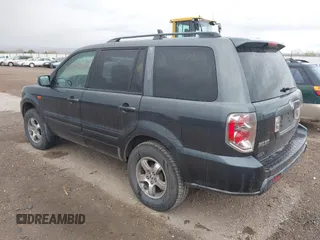 2006 Honda Pilot EX with VIN 2HKYF18426H502390, listed as a IAAI auction lot 42146354 with 164,937 mi miles and . Bid and sale history available at DreamBid. Image 3.