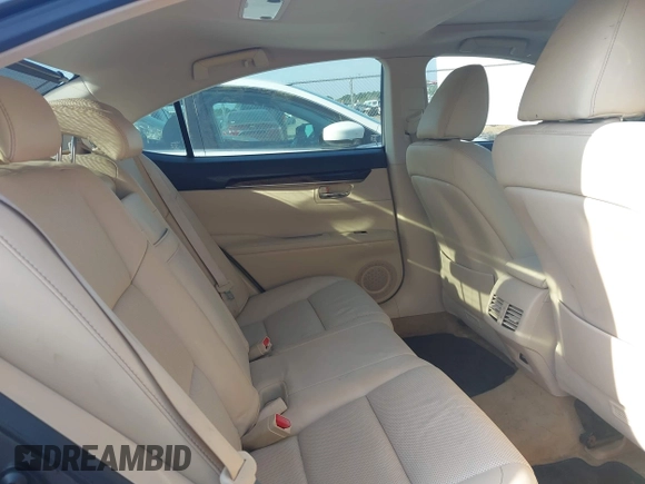 2013 Lexus ES 250 с VIN JTHBK1GG3D2040870, выставлен на аукционе IAAI как лот 42497562 с пробегом 89 929 миль миль и . История ставок и продаж доступна на DreamBid. Изображение 8.