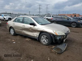 2004 Honda Accord LX z VIN 1HGCM56364A114795, wystawiony jako Copart lot #53898405 z przebiegiem 174 021 mil mil oraz Szkoda całkowita • Salvage title. Historia ofert i sprzedaży dostępna na DreamBid. Obrazek 4.