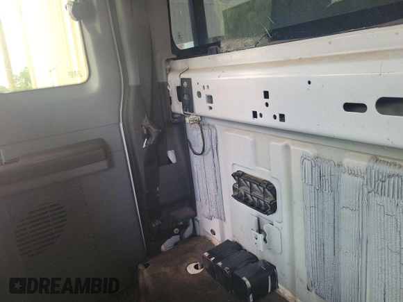 2013 Ford F-350 с VIN 1FT7X3B66DEA87375, выставлен на аукционе IAAI как лот 42812809 с пробегом 254 388 миль миль и . История ставок и продаж доступна на DreamBid. Изображение 19.