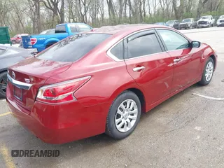 2015 Nissan Altima 2.5 S with VIN 1N4AL3AP1FN904367, listed as a IAAI auction lot 41930507 with 180,453 mi miles. Bid and sale history available at carsss.com. Image 4.