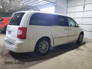 2014 Chrysler Town & Country Touring-L with VIN 2C4RC1CGXER133391, listed as a Copart auction lot 47165895 with 69,324 mi miles and Salvage Title. Bid and sale history available at carsss.com. Image 3.