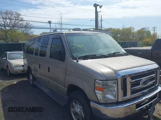 2010 Ford Econoline Passenger XL с VIN 1FBSS3BL7ADA11989, выставлен на аукционе IAAI как лот 42175435 с пробегом Не указан миль и . История ставок и продаж доступна на DreamBid. Изображение 1.
