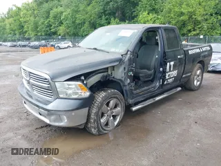 2017 Ram 1500 SLT z VIN 1C6RR7GT3HS504796, wystawiony jako IAAI lot #42389885 z przebiegiem 204 813 mil mil oraz . Historia ofert i sprzedaży dostępna na DreamBid. Obrazek 2.