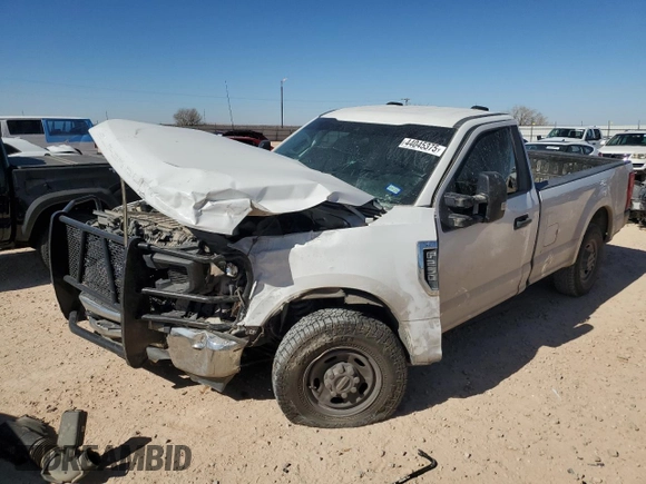 2020 Ford F-250 XL with VIN 1FTBF2A65LEE05736, listed as a Copart auction lot 44045375 with 111,128 mi miles and Salvage title. Bid and sale history available at DreamBid. Image 1.