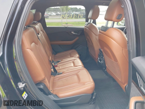 2018 Audi Q7 Prestige z VIN WA1VAAF75JD013490, wystawiony jako IAAI lot #42188029 z przebiegiem 124 894 mil mil oraz . Historia ofert i sprzedaży dostępna na DreamBid. Obrazek 8.